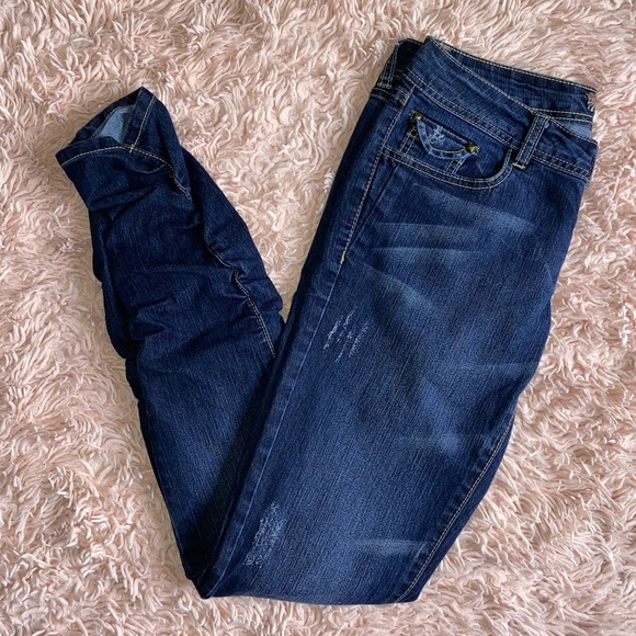 DISTRESSED BLUE DENIM SKINNY JEANS W/ RUCHED ANKLES · SIZE 9, FITS M - Picture 9 of 9